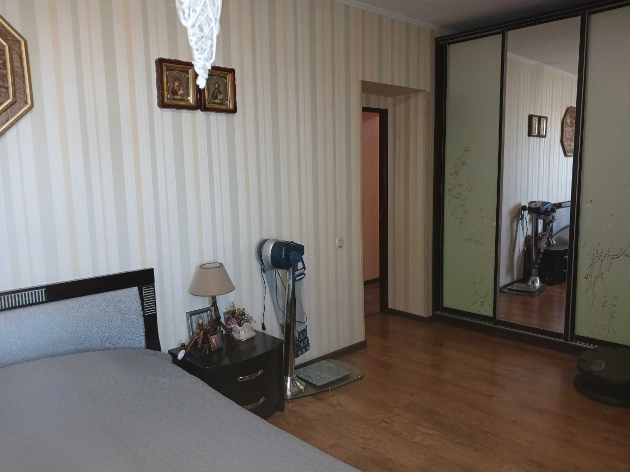 Продаж 3-кімнатної Миропільська,39