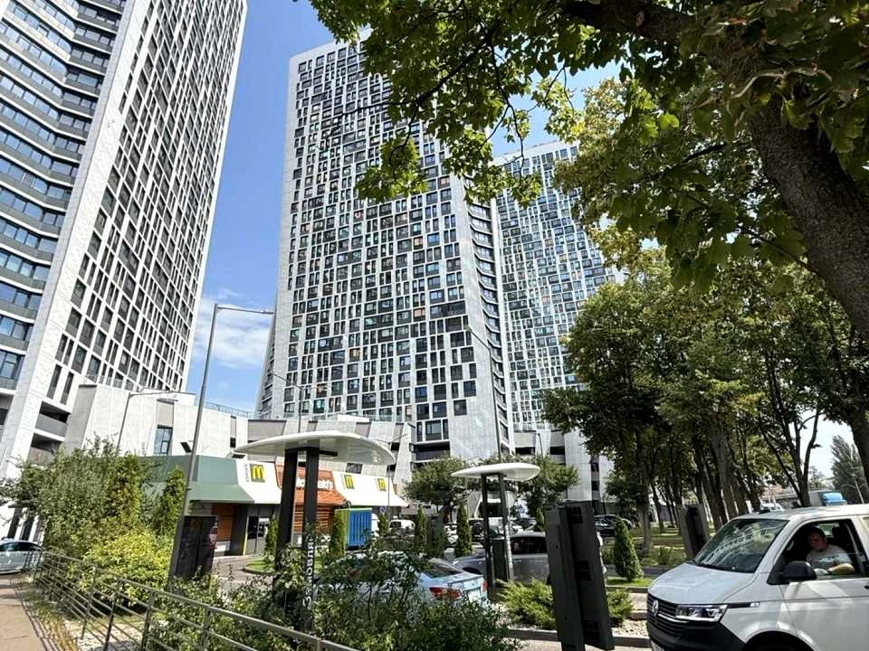 Квартира. Київ, Берестейський просп.