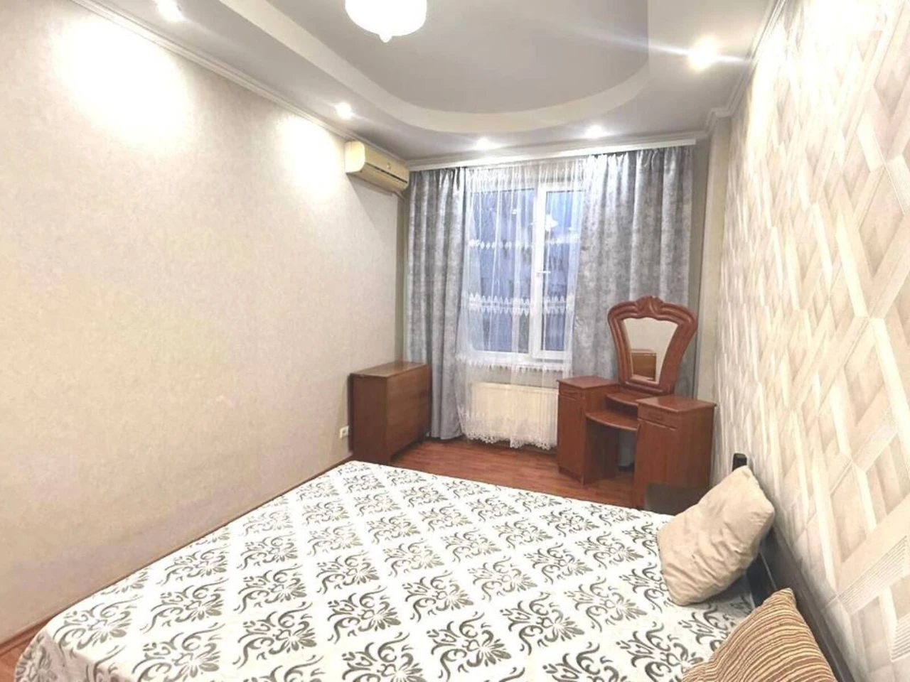 Продаж Квартира Центр