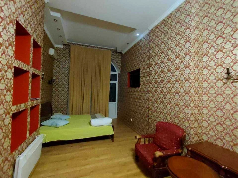 Квартира. Одеса, Дерибасівська вул.