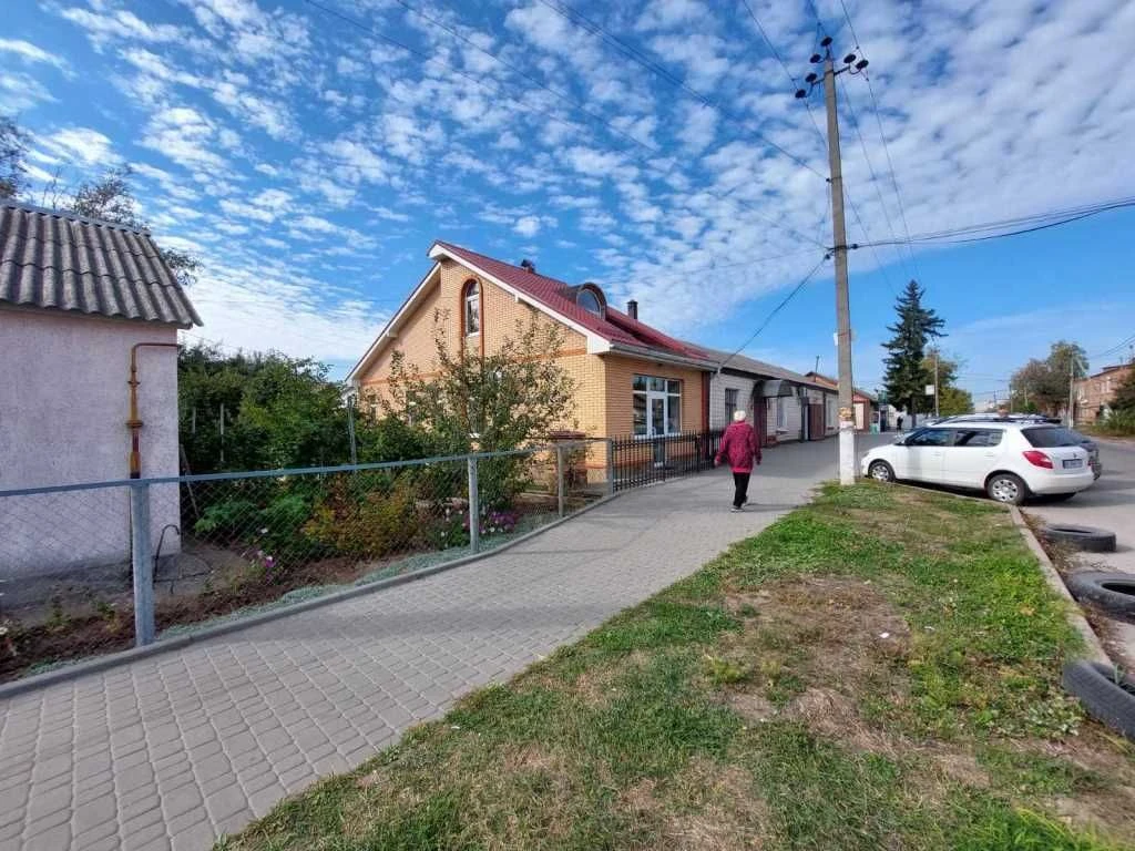 Розкішний будинок на розсошенцях, ціна = якість