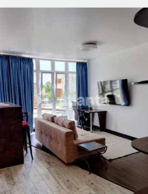 Продам 1 кім.квартиру.Ремонт.Низький поверх.ЖК 4 Сезони.Пр.Г