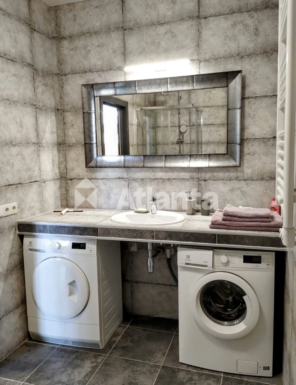 Продам 1 кім.квартиру.Ремонт.Низький поверх.ЖК 4 Сезони.Пр.Г