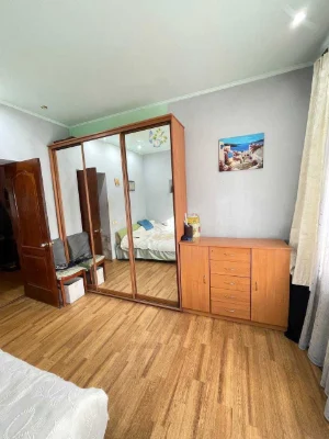 93841 Продам 2-комнатную квартиру на Холодной горе, Новосело