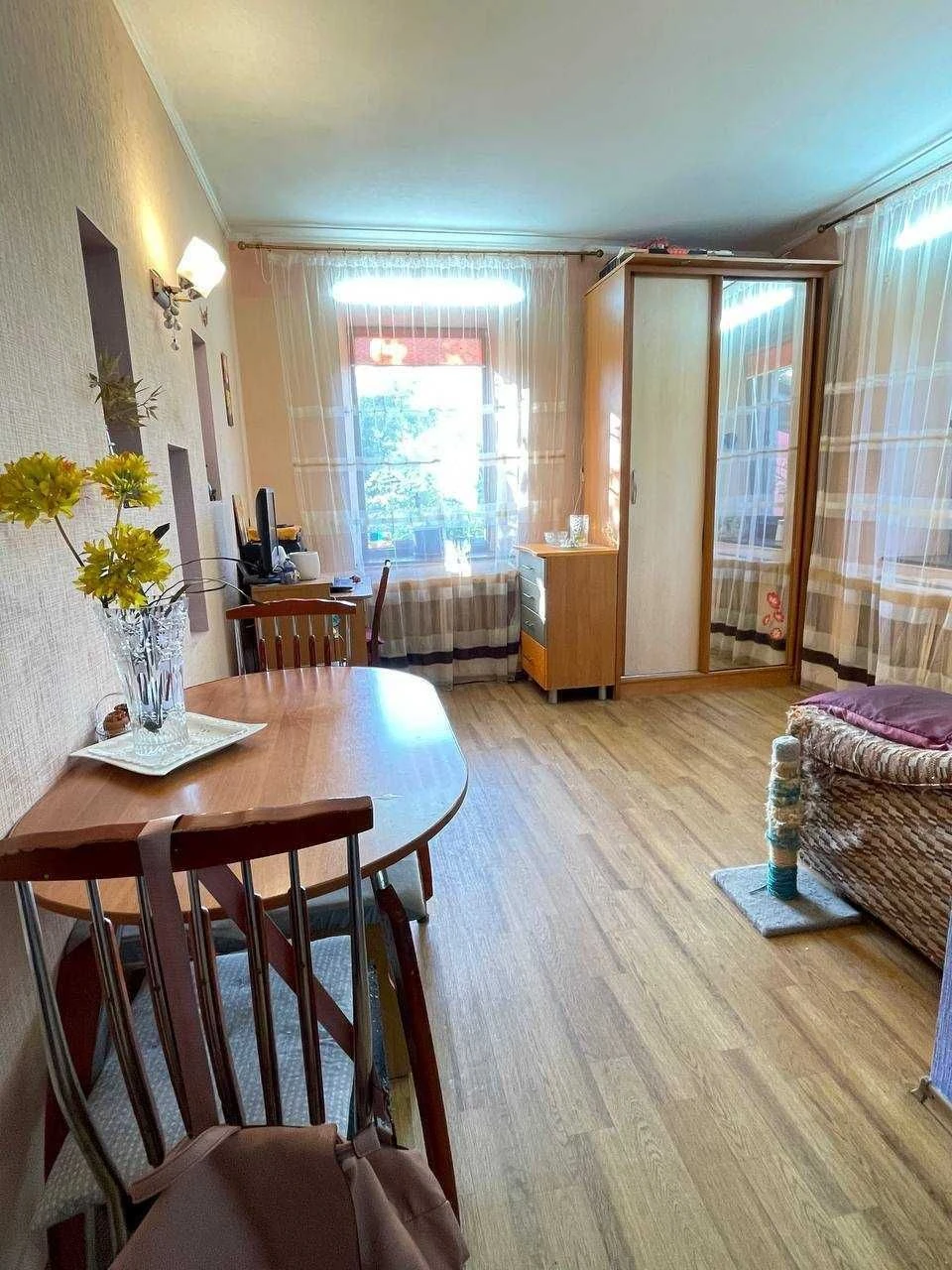 93841 Продам 2-комнатную квартиру на Холодной горе, Новосело