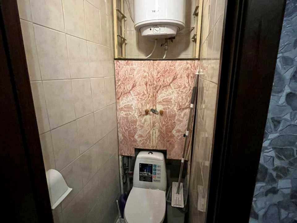 Квартира. Київ, Івана Дзюби вул.