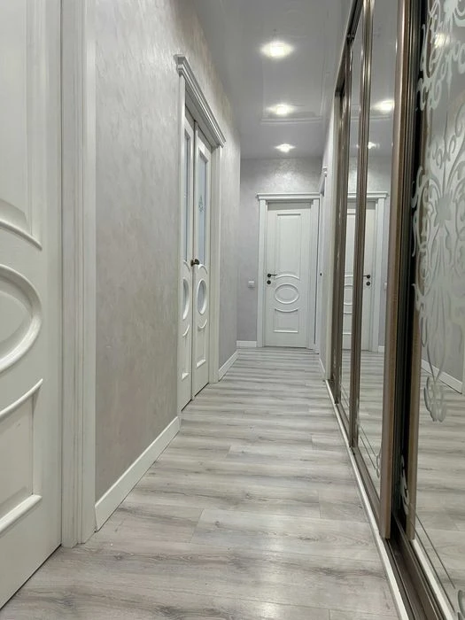 For sale 3 rooms. Design renovation. Viktoria Gardens