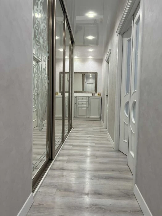 For sale 3 rooms. Design renovation. Viktoria Gardens