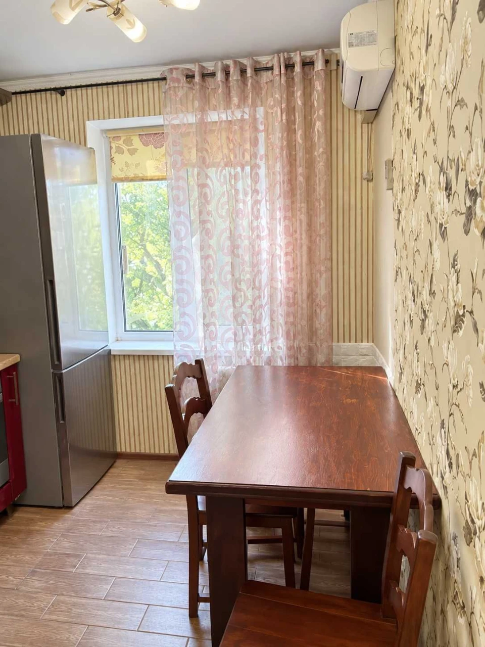 • Затишна 1-кімнатна квартира 35 кв. м на вул. Вірменська, 2