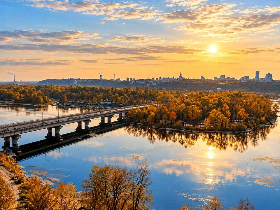 Квартира. Київ, Микільсько-Слобідська вул.