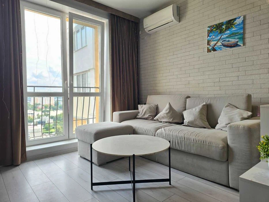 Super Offer: Fashionable apartment with a view for sale in the Plekhanov residential complex