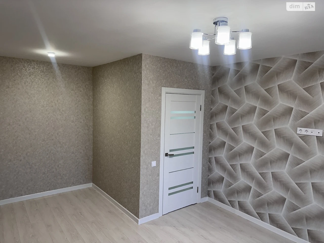 Продаж Квартира Ленінський