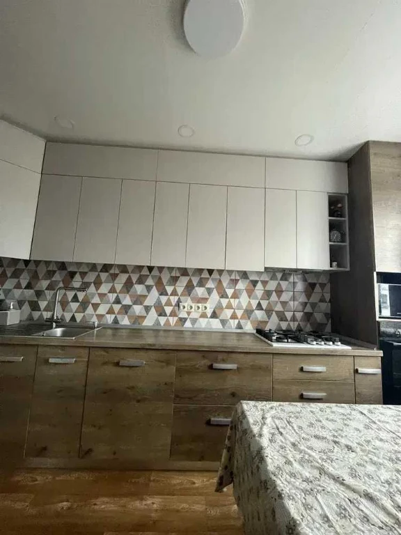 Продаж 3 кімнатної квартири 69 м2, два балкона. Інститут Зв'
