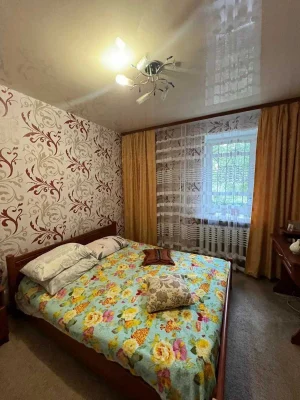 Продаж 3 кімнатної квартири 64 м2 2/3 пов Цегла. Київський в