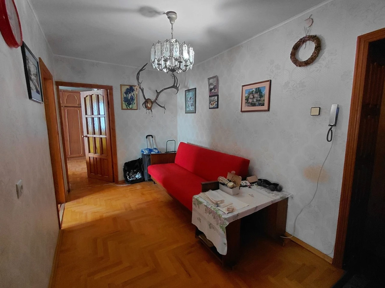 Продається 2 кім кваитира 56 м.кв по вул. Лучаківського