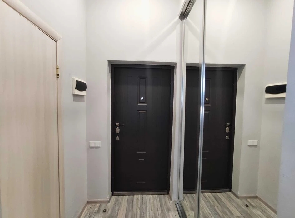 Продам квартиру с ремонтом, мебелью и техникой, Светлицкий
