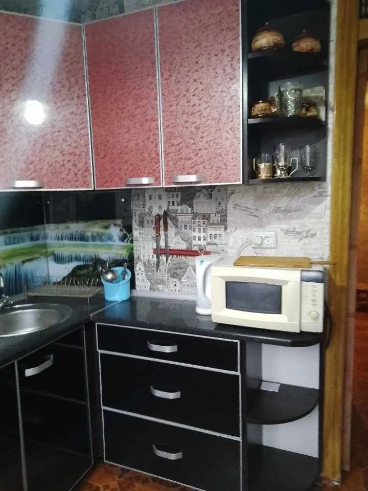 Продам квартиру Правый берег