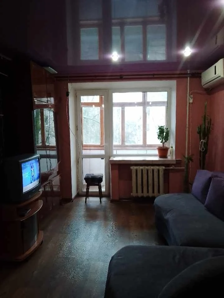 Продам квартиру Правый берег
