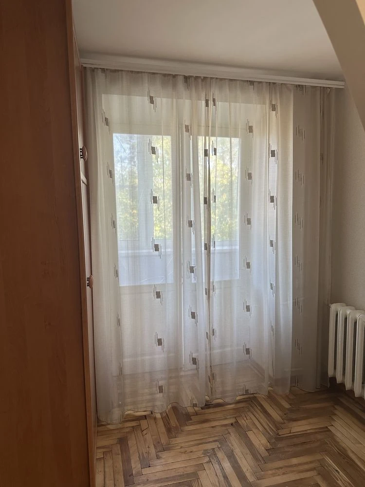 Продаж! Двокімнатна! 3-й поверх Полякова