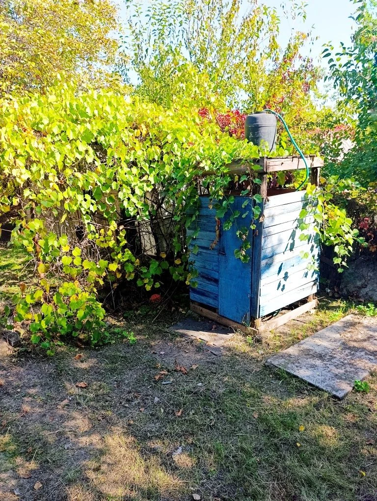 Продам двухэтажную дачу с отоплением и санузлом!