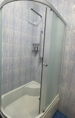 Продаю 2 кім квартиру