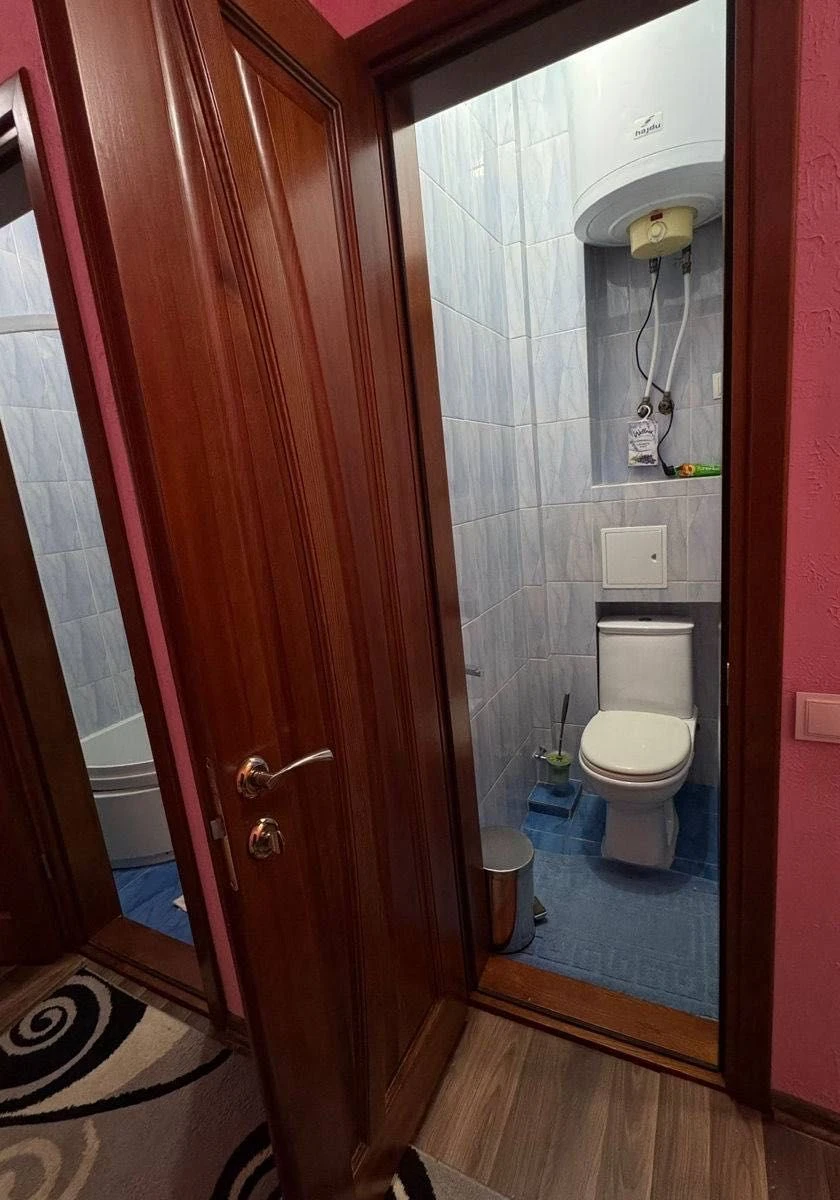 Продаю 2 кім квартиру
