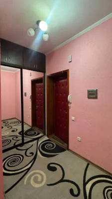 Продаю 2 кім квартиру