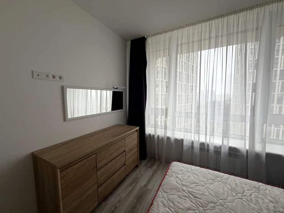 Квартира. Київ, Зарічна вулиця