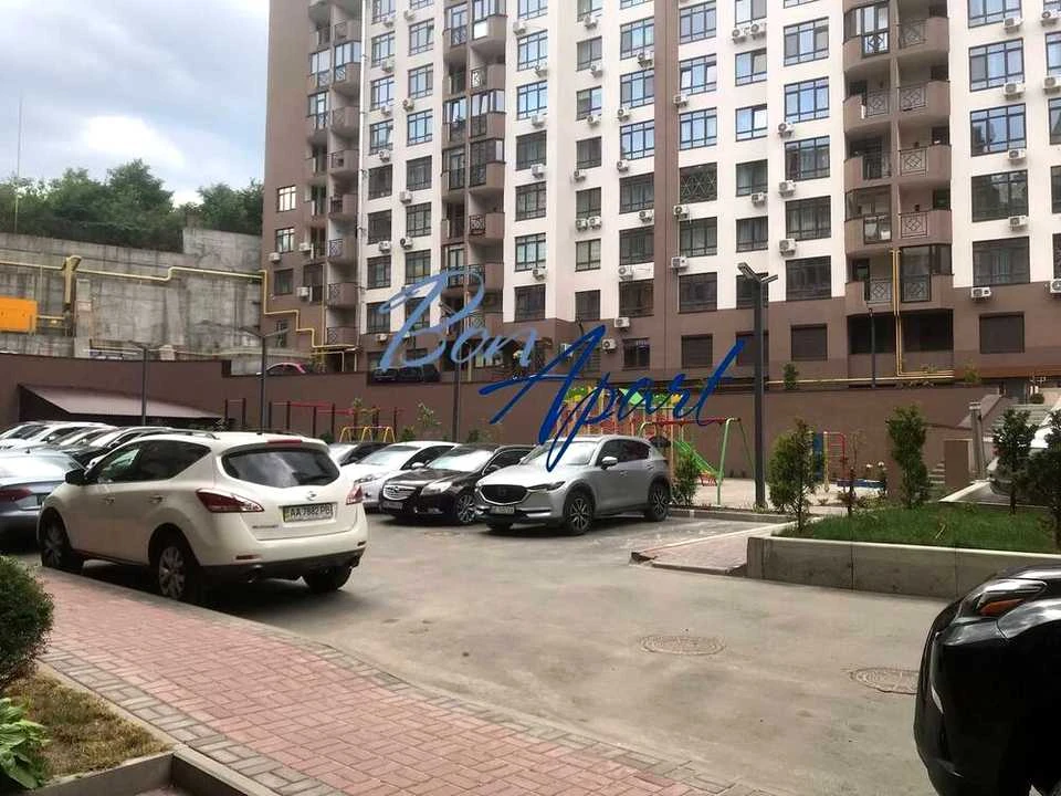 Apartment. Glbochytska st, Kyiv