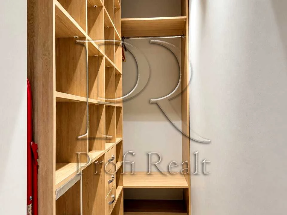 Apartment. Kyiv, Rodyny Kristeriv st.