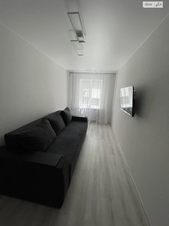 Long-Term Rental Apartment, Holosiiv
