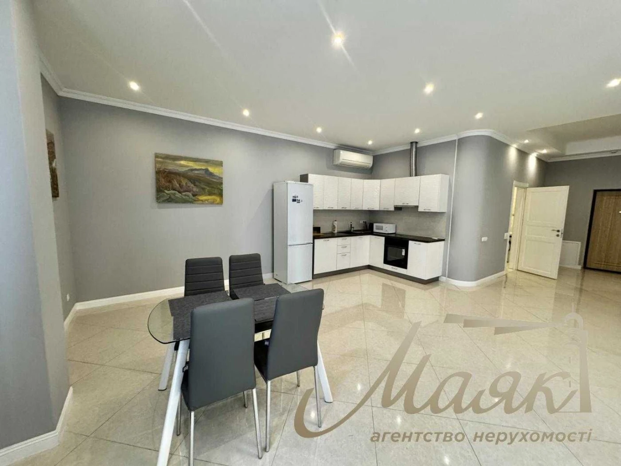 Apartment for Sale: 86 m² in the Botanic House Club House, Pech