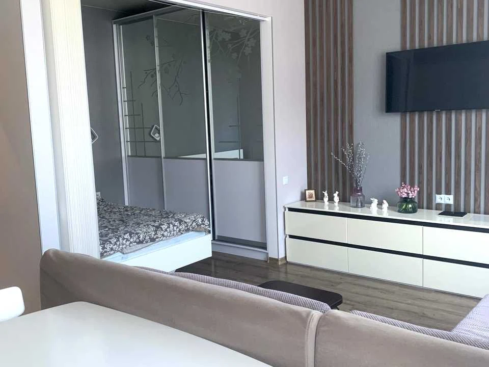 Apartment. Odessa, Italisky Bullevard.