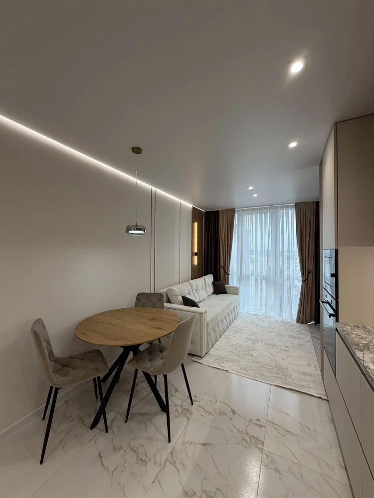 Sale of a 1-room apartment with quality renovation