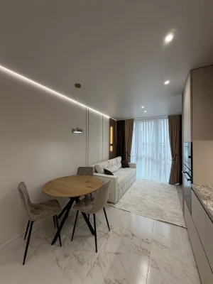 Sale of a 1-room apartment with quality renovation