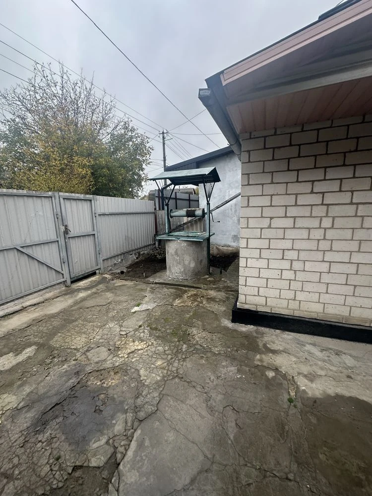 Продаж частини будинку