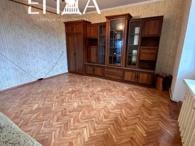 Квартира. Кропивницький, вулиця Героїв-земляків.