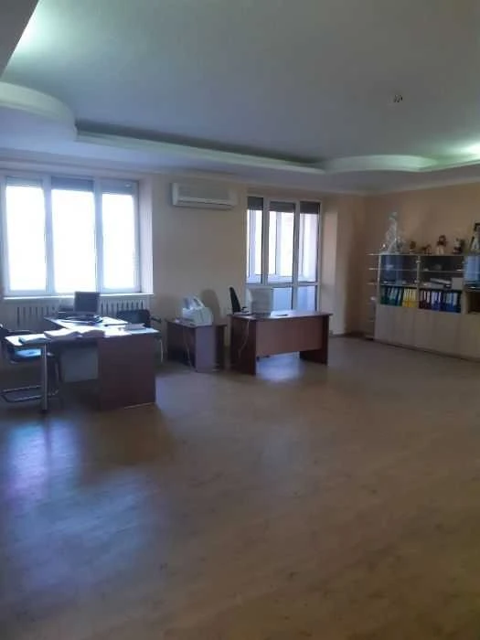 Продається велика квартира (173 м²) в Києві, Печерський район