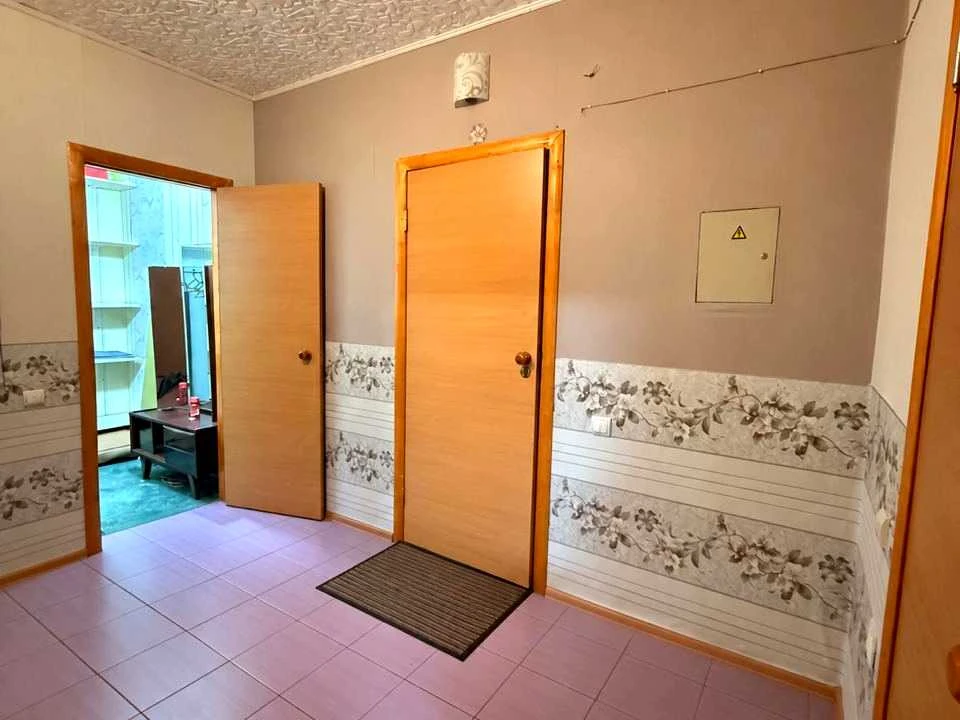 Квартира. Дніпро, вулиця Лазаряна