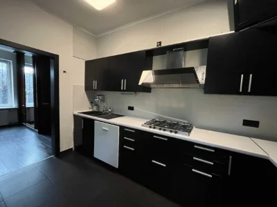 Продам будинок: спалень 4, площа 165 м² у Києві, Шевченківсь