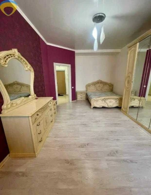 Квартира с ремонтом, мебелью, техникой в новом доме на Пишон