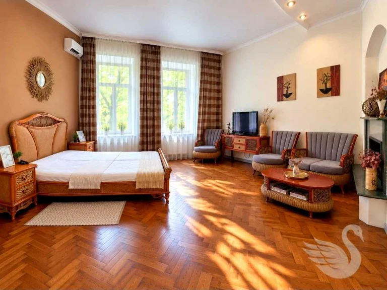 Apartment. Novoselske st. 79, Odessa
