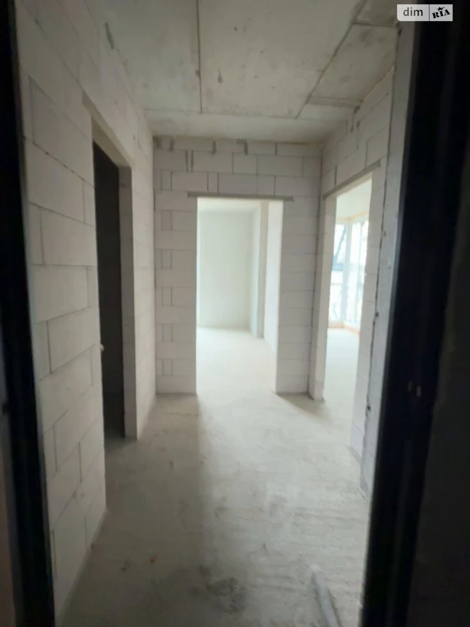 Apartment for Sale in Bratí