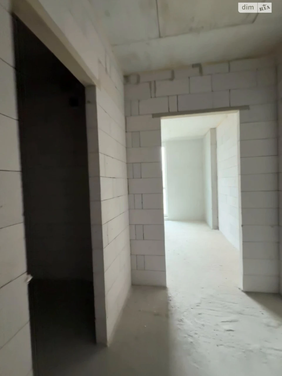 Apartment for Sale in Bratí