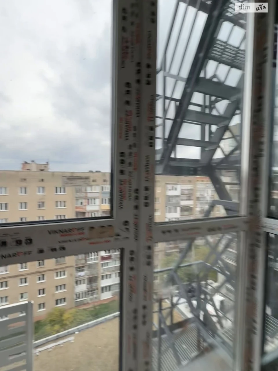 Apartment for Sale in Bratí