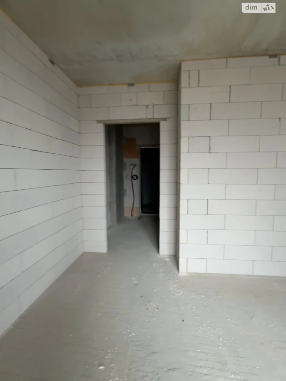 Apartment for Sale in Bratí