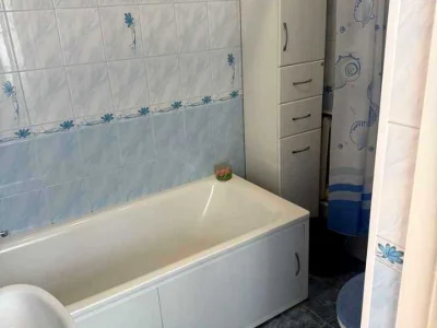 Будинок. Полтава, Лютневої Революції вул.