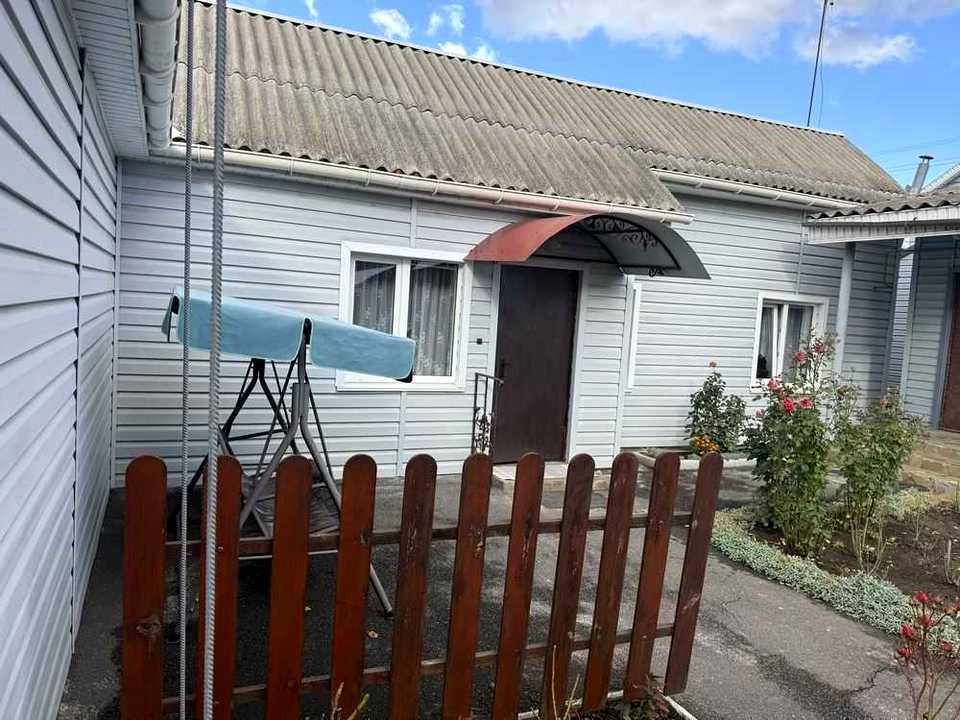 Будинок. Полтава, Лютневої Революції вул.
