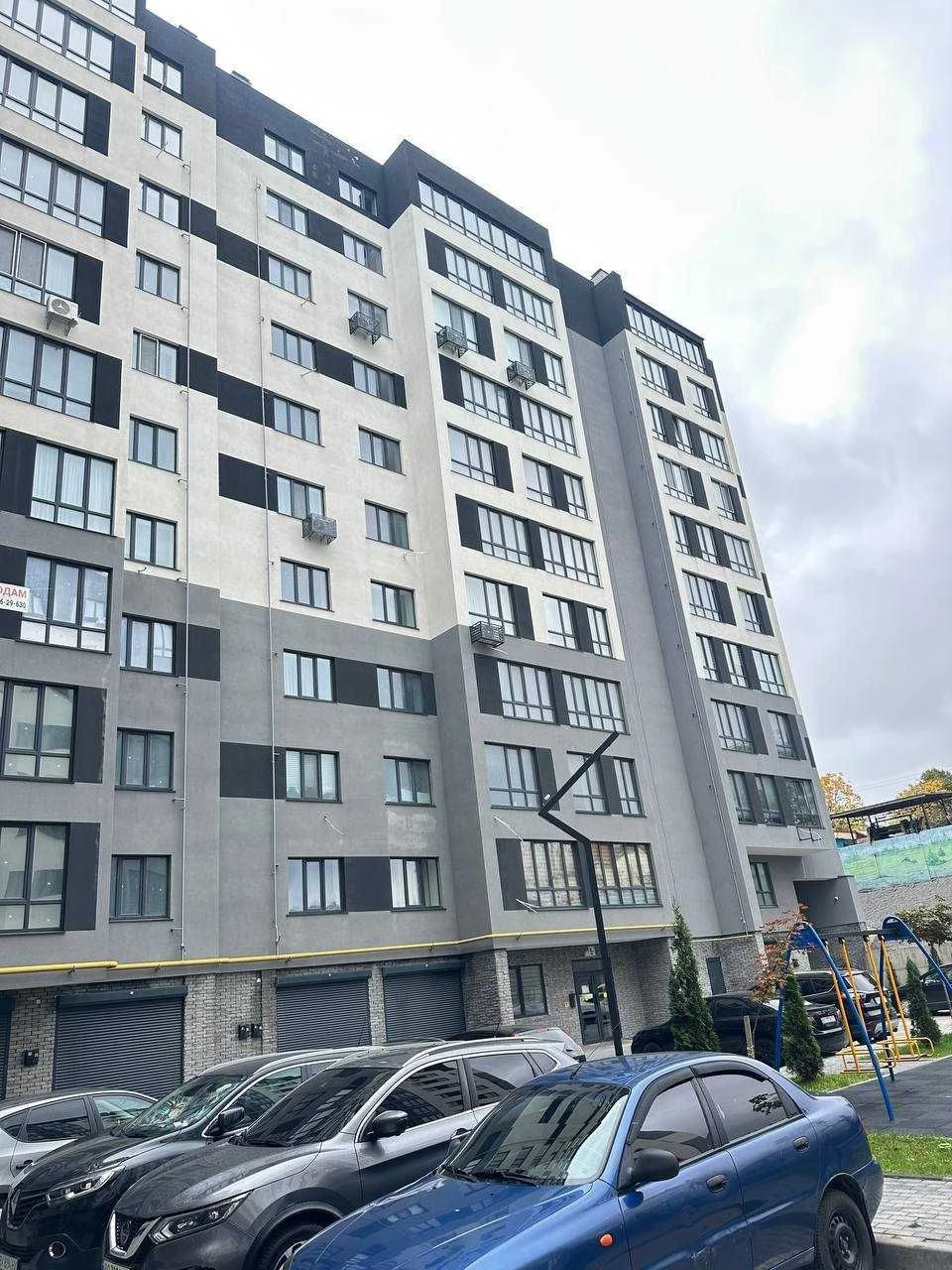 Sale of a 3-room apartment in the "Autobiografiya" residential complex