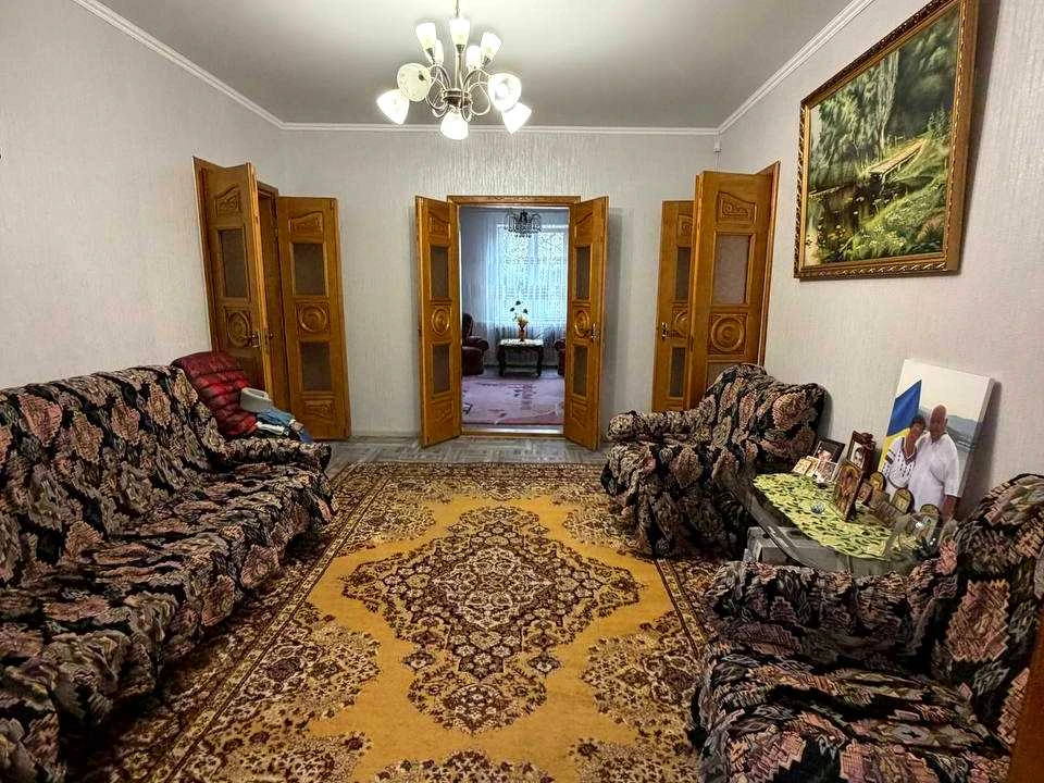 House. Hmelnіtskі, 3-ta Nova вул.